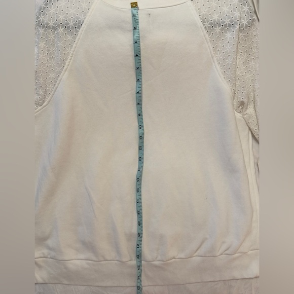 Gap size L “new off white” sweatshirt, eyelet sleeves. NWOT, sold out at Gap! - Picture 11 of 13